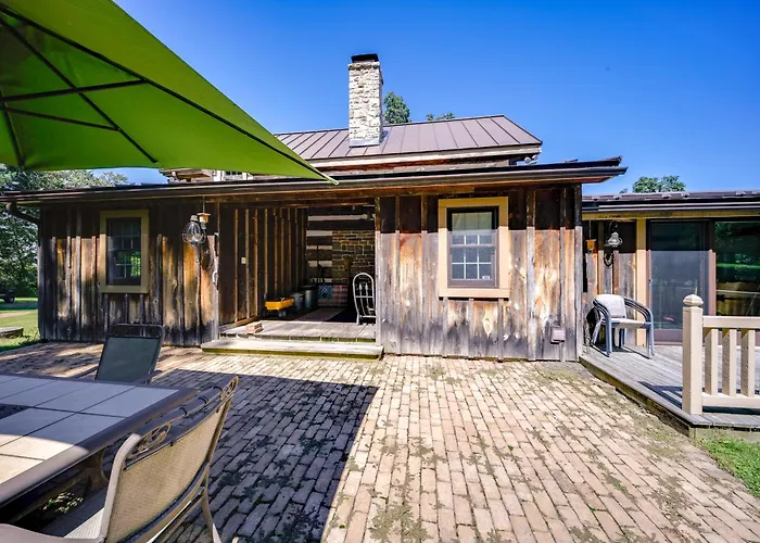 Cabin Vacation Rental ~ 8 Mi To Penn State!
