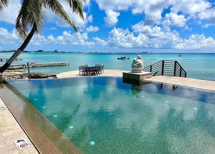 Seven Mile View #1 - 2 Bedroom Oceanfront Condo & Pool