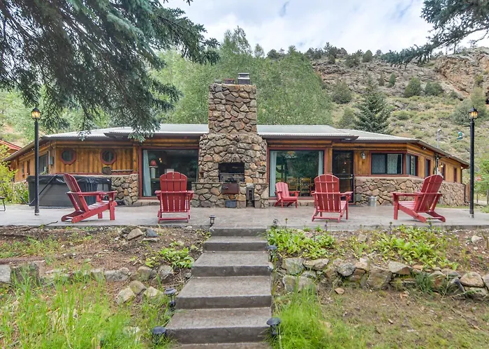 Charming Idaho Springs Retreat On Chicago Creek!