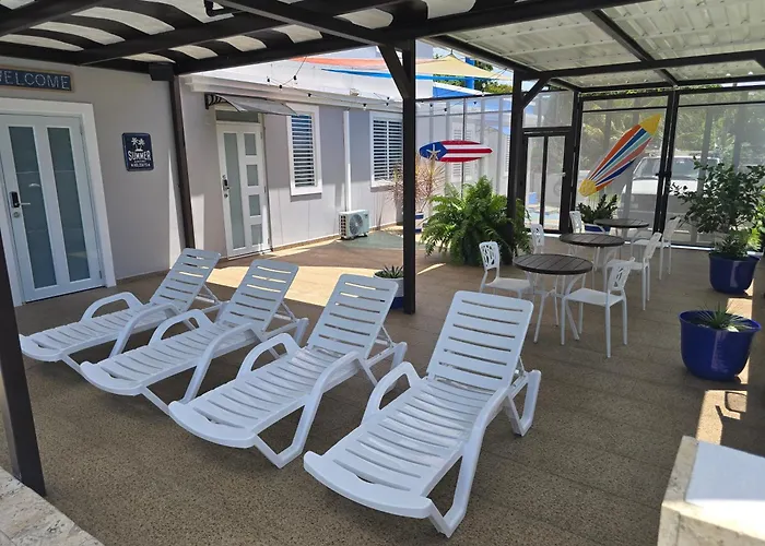 2 Palmas Str