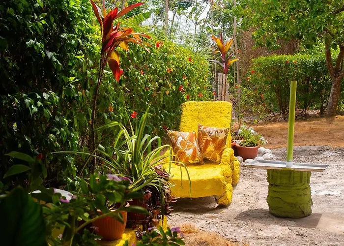 Cindy'S Garden Stay