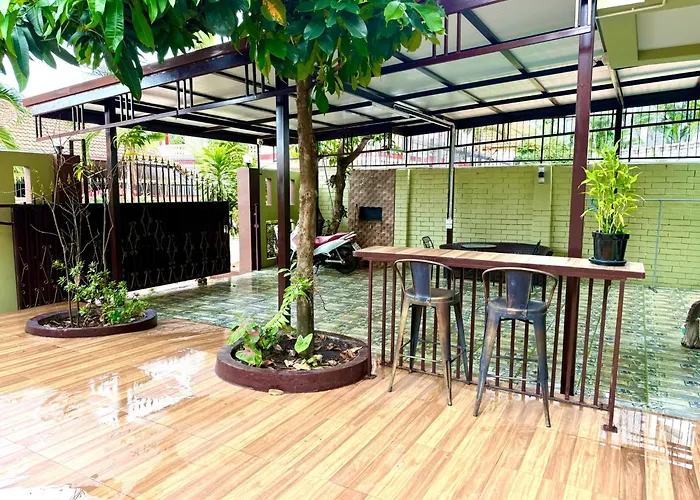 Warisa Happy Pool Villa Near Pattaya Beach