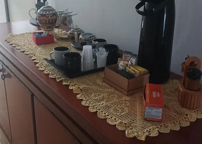 Quarto amplo no Portão