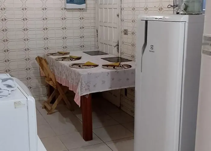 Quarto amplo no Portão