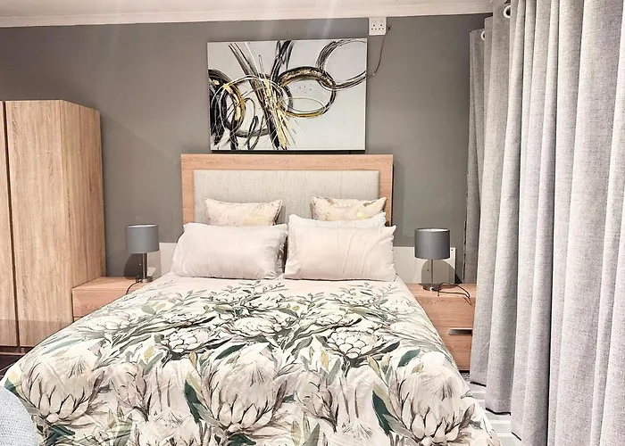 Apartment In Bellville - Self-Catering