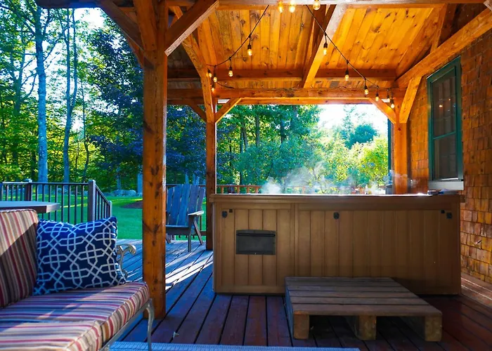 Hot Tub 5 Min To Meredith Near Squam Lake