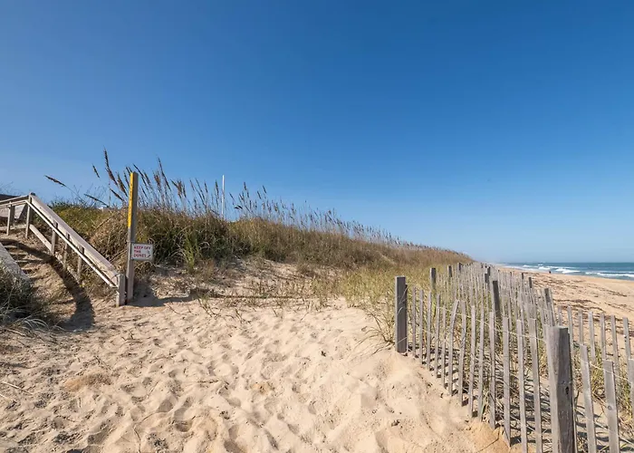 Laughing Place - Southern Shores, 175 Ft To Beach, Pool Table, Pets Ok, Flex Stays