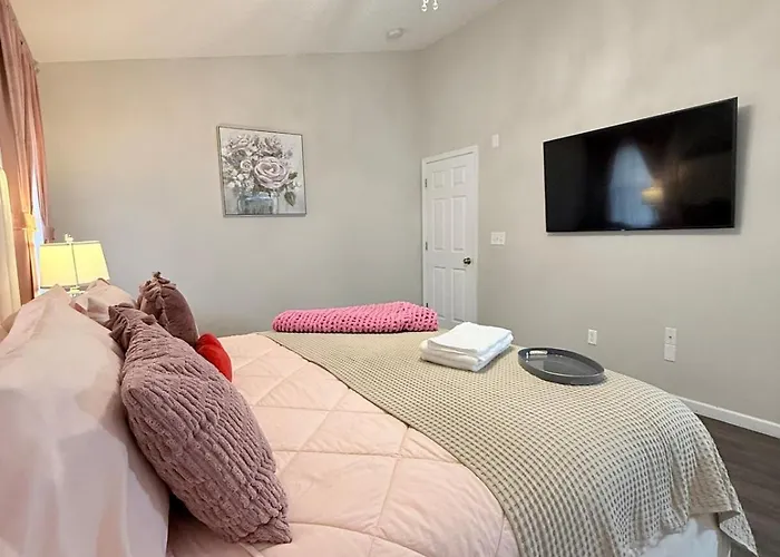 Queen City Family-Friendly Entire House, Charlotte