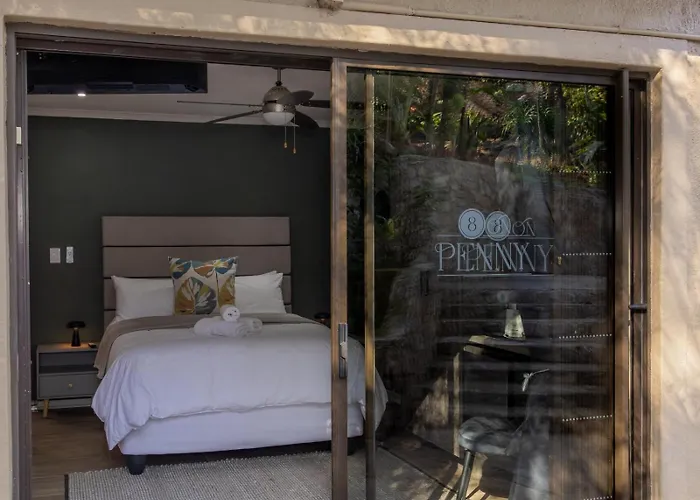 8 On Penny Guesthouse