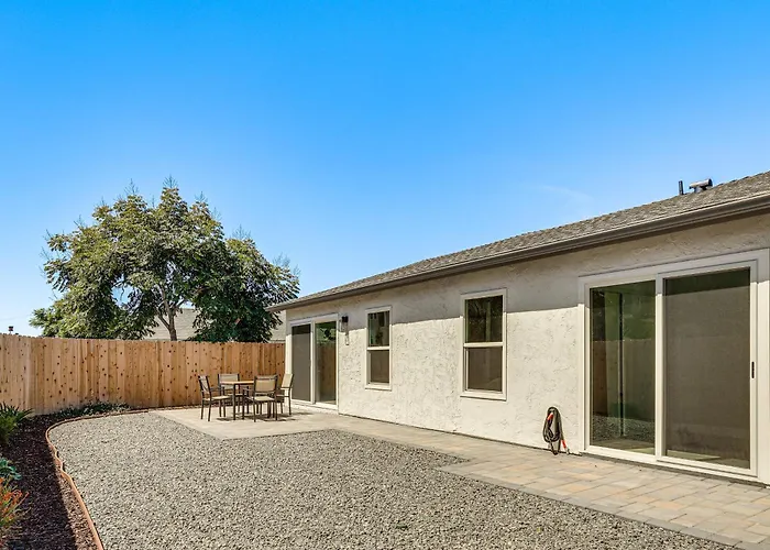 Turf And Sand With Great Golf And Beach Nearby!