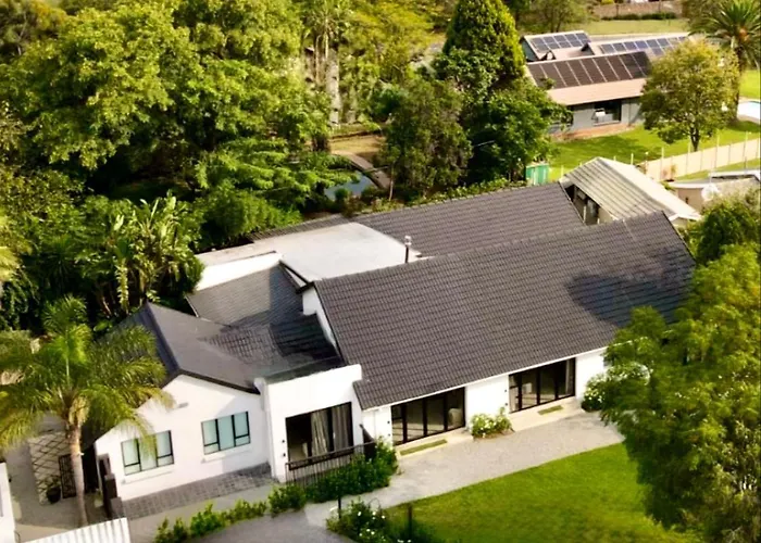 No4 Lilliput - Sandton Executive Guest House