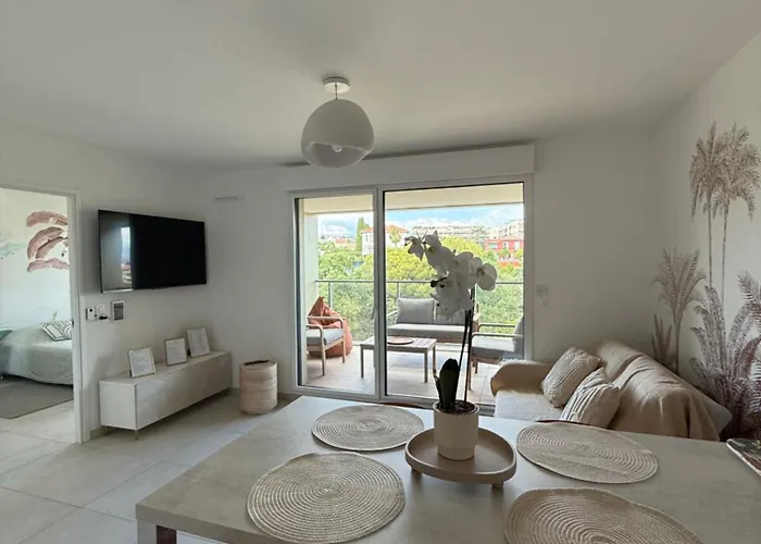 Piscine Rooftop Residence Neuve