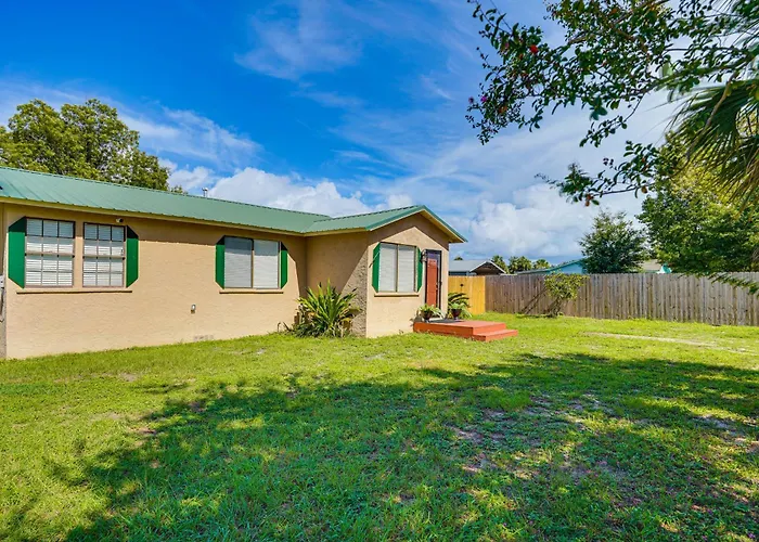 Sunny Panama City Escape W/ Pool & Deck!