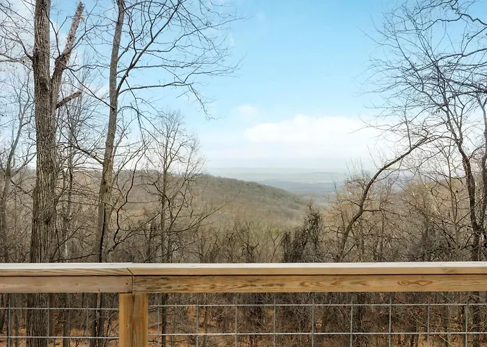 Valley Views Hot Tub Deck Screened Porch & Wifi