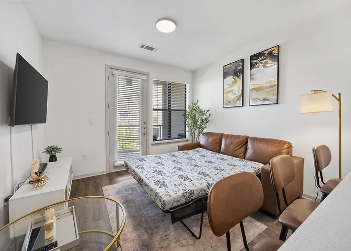 Cozy One-Bedroom Retreat