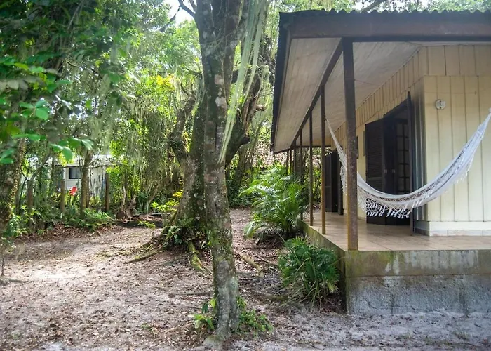 Casa charmosa e pé na areia na Ilha do Mel - Nova Brasília