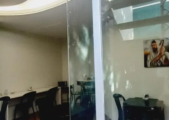 Pousada Q4