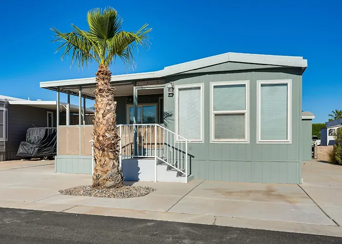 Pool, Hot Tub & Tennis Courts: Yuma Home Near Dtwn