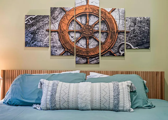 Secluded Bungalow Near Acadia And Bar Harbor -Private- Pet Friendly
