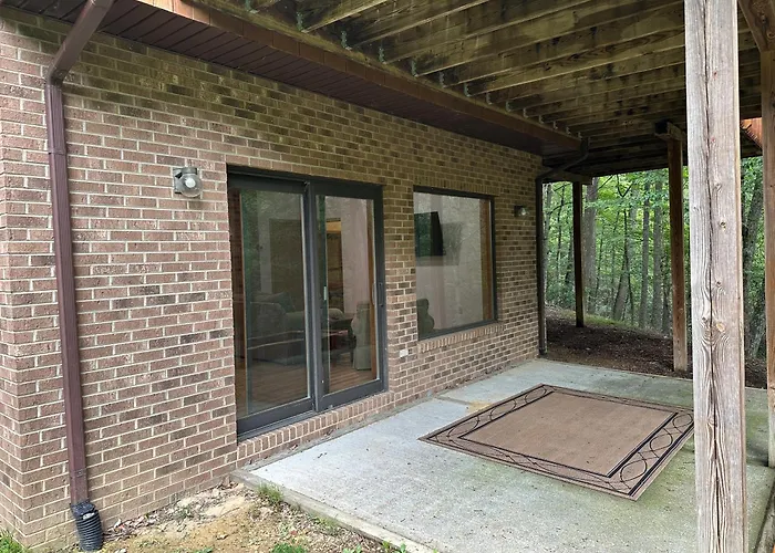 Morency Place - 14-Acre Woodland Escape 5 Miles From Vt