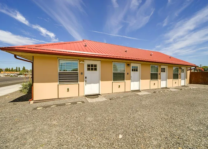 Steps To Soap Lake: Studio Stay W/ Patio!