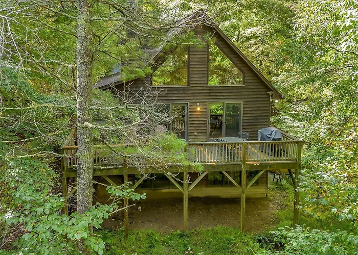 Private Hike To The New River - Hot Tub, Fire Pit, And Foosball