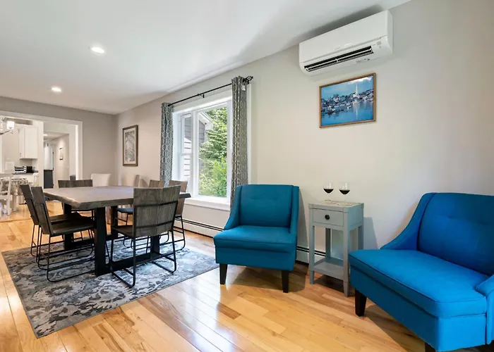 Tranquil Tides Home For 8