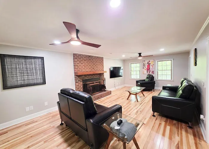 3Br House At Pine Forest Hideaway - 12 Minutes To Unc - Near Jordan Lake