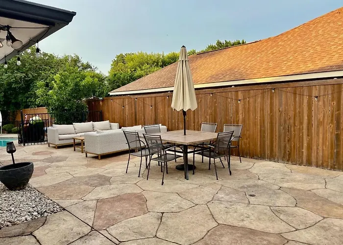 5Br Family Oasis With Pool And Game Room