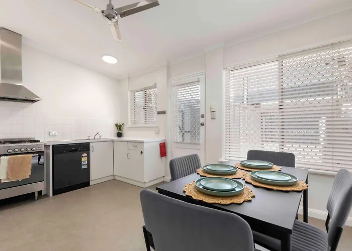Bluestone Cottage, Adelaide Cbd