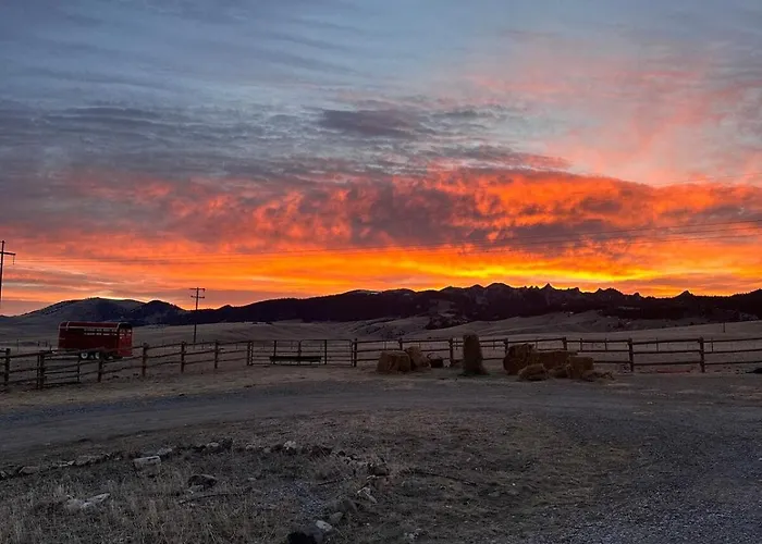 20 Min From Butte, Minutes From The Big Hole River