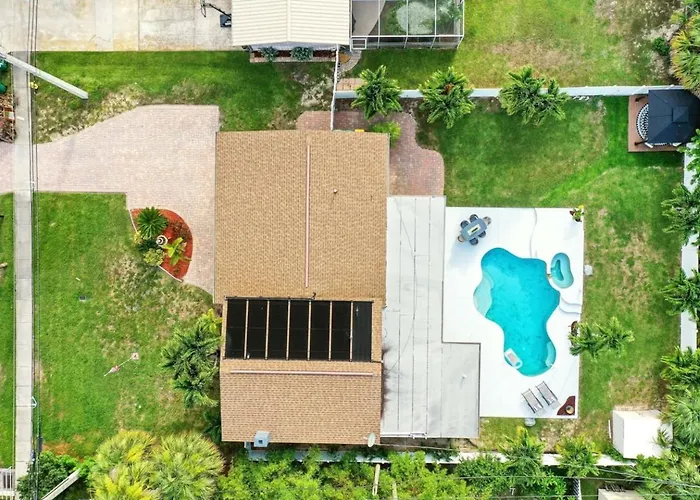 Private Resort Home With Pool & Hot Tub