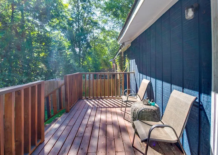 7 Mi To Lake Tangipahoa: Mccomb Home W/ Deck!