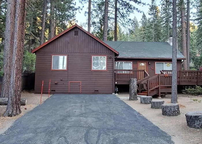 Zephyr Cove Cabin - Walk To Lake & Beach