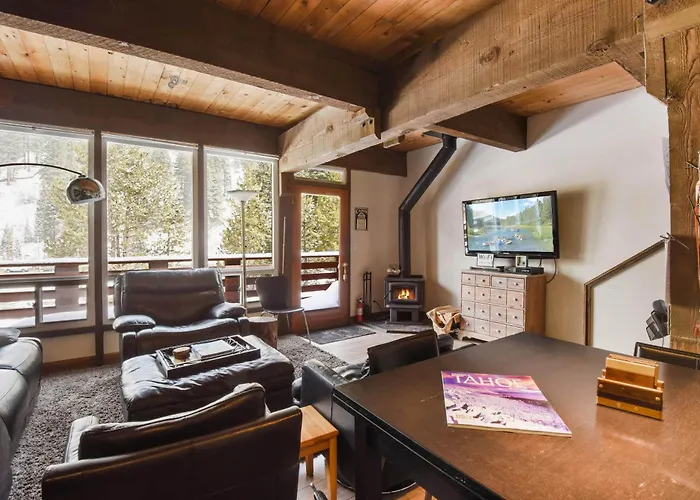 Alpine Manor Retreat Mountain Relaxation