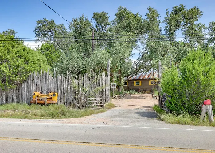 6 Mi To Wimberley Square: 'Happy Days Cruiser'