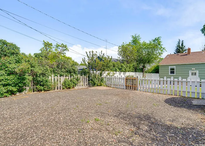2 Mi To Dtwn: Family Home In Cheyenne!