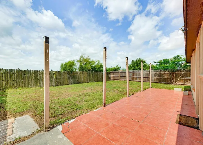 4 Mi To Dtwn Brownsville: Family Home W/ Yard!