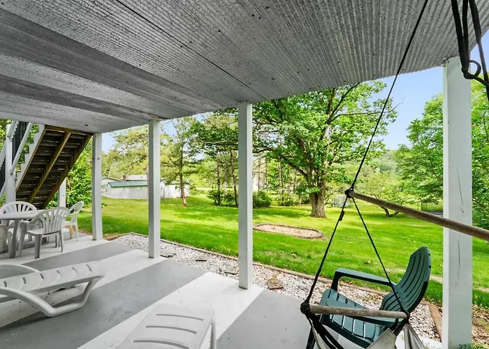 5 Bedroom Lakefront Home With Swim Dock Bunk Room High Speed Wifi