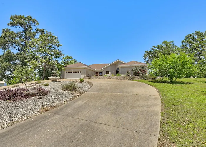 Boat Dock & Hot Tub: Waterfront Home In Milam!