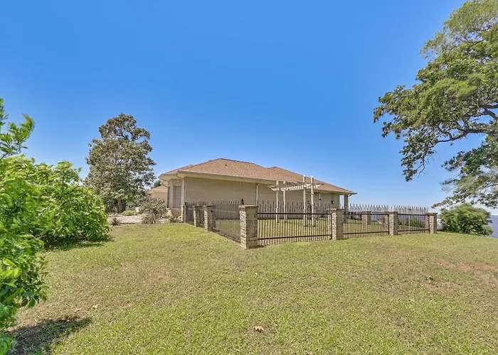 Boat Dock & Hot Tub: Waterfront Home In Milam!