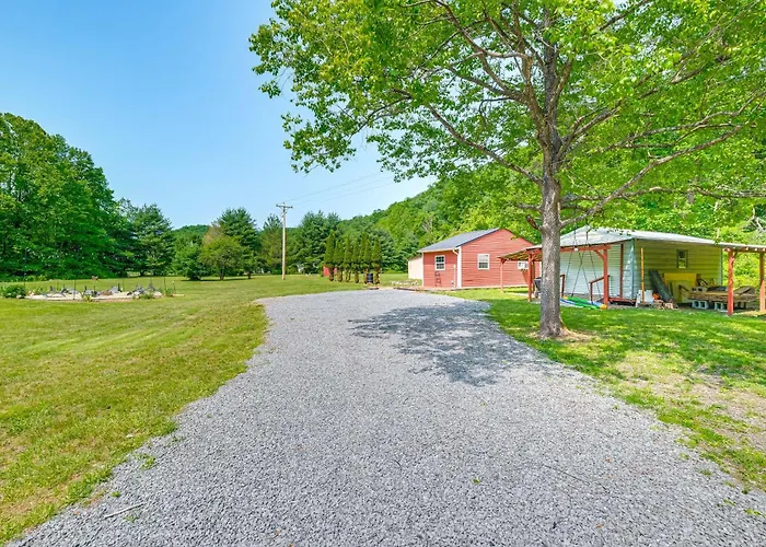 Pet-Friendly Cabin For Fall Days In Covington