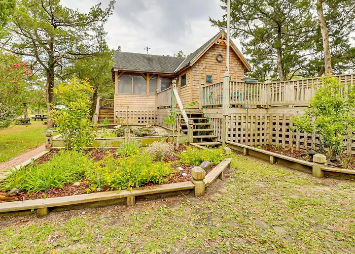 Hot Tub Haven: Creekside Cabin In Frisco!