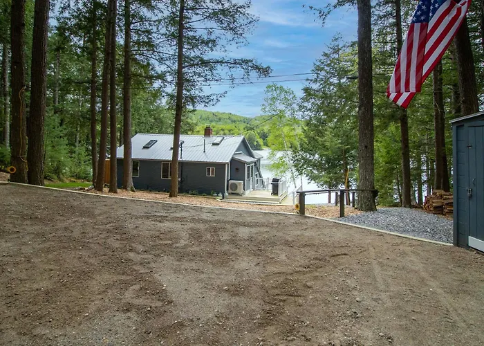 Lakefront Home W/ Seasonal Dock In Limerick!