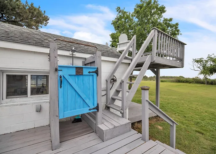 Oyster Cottage In Historic Fishing Village