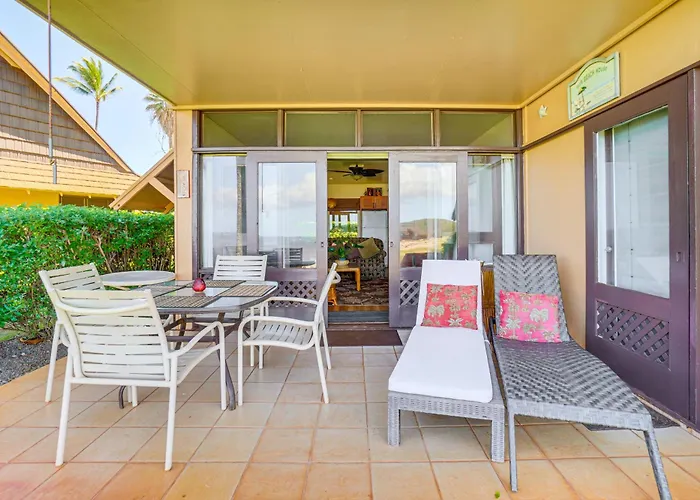 Oceanfront Condo W/ Pool Access On Molokai!