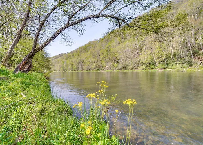 Near Greenbrier River! Mtn-View Cabin W/ Fire Pit
