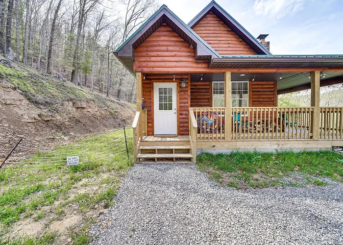 Near Greenbrier River! Mtn-View Cabin W/ Fire Pit