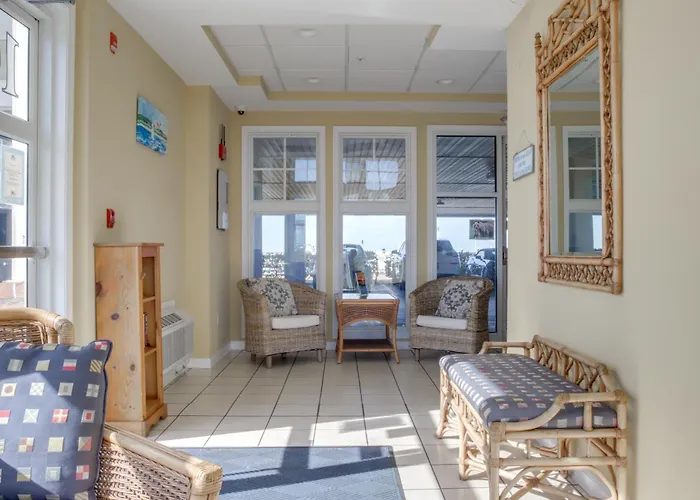Walk To Main St: Condo W/ Pool Access In Crisfield