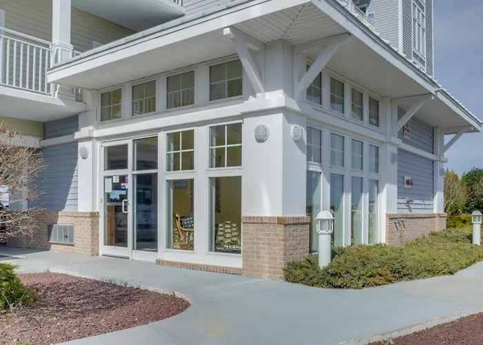 Walk To Main St: Condo W/ Pool Access In Crisfield